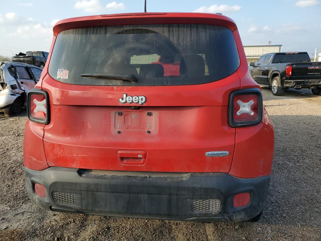 2018 Jeep Renegade Latitude - Image 6