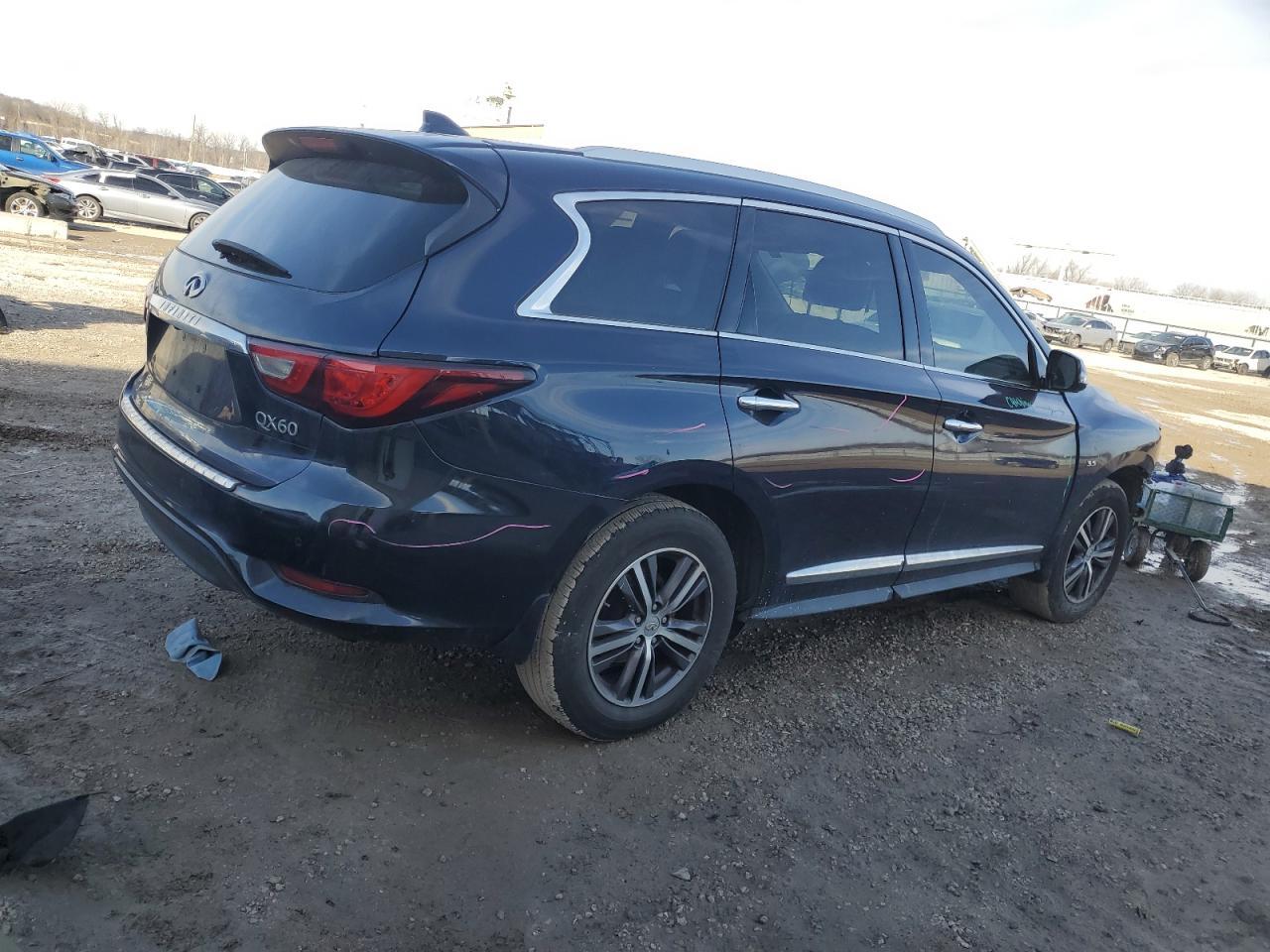 2017 Infiniti Qx60 Base - Фото 3
