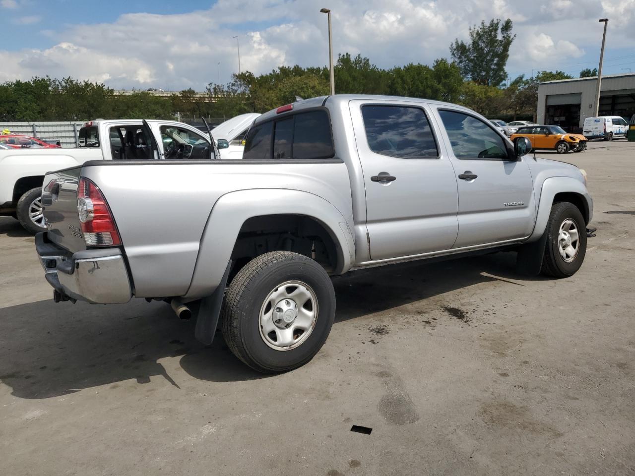 2015 Toyota Tacoma Double Cab Prerunner - Фото 3
