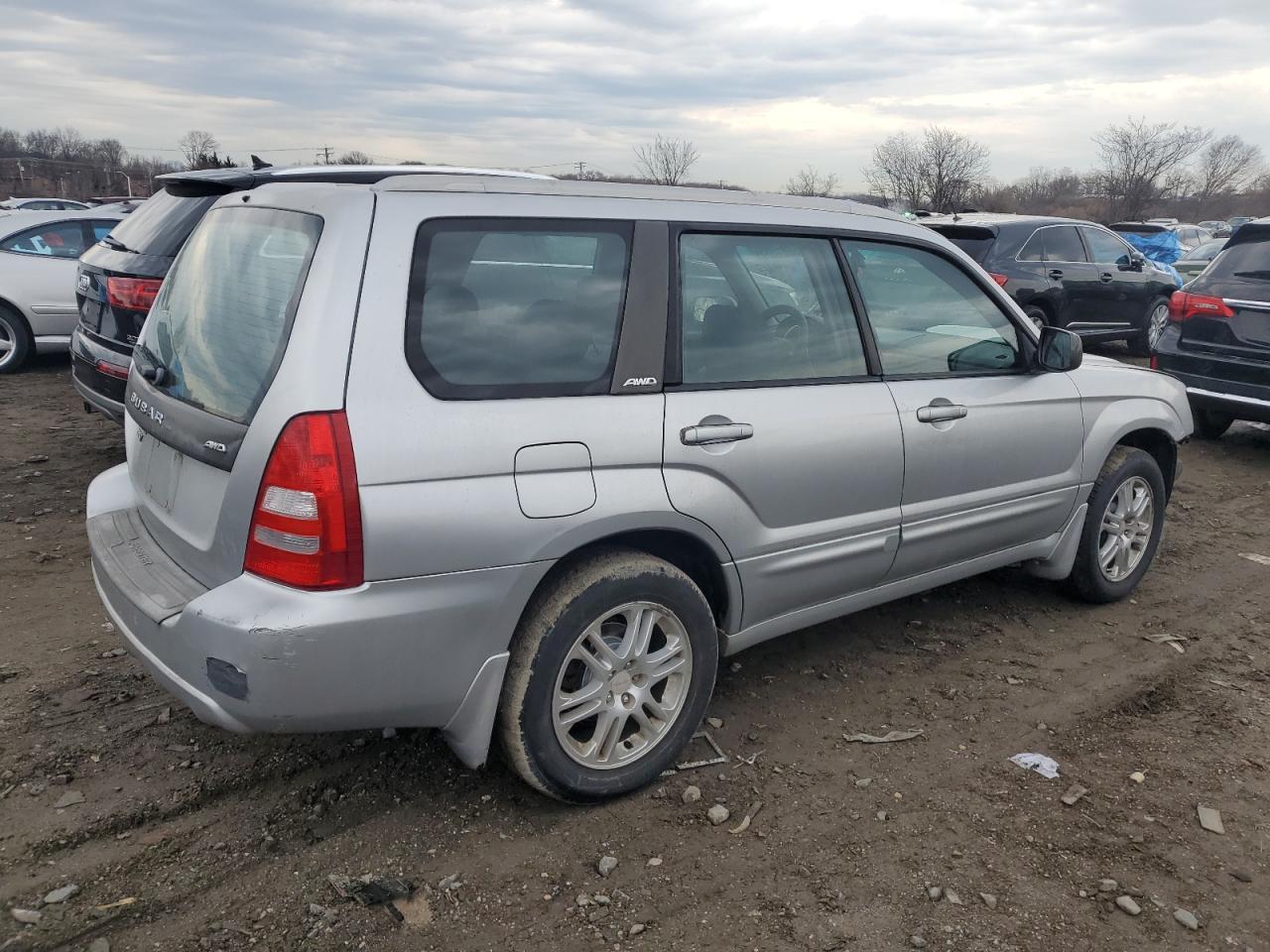 2004 Subaru Forester 2.5Xt - Image 3