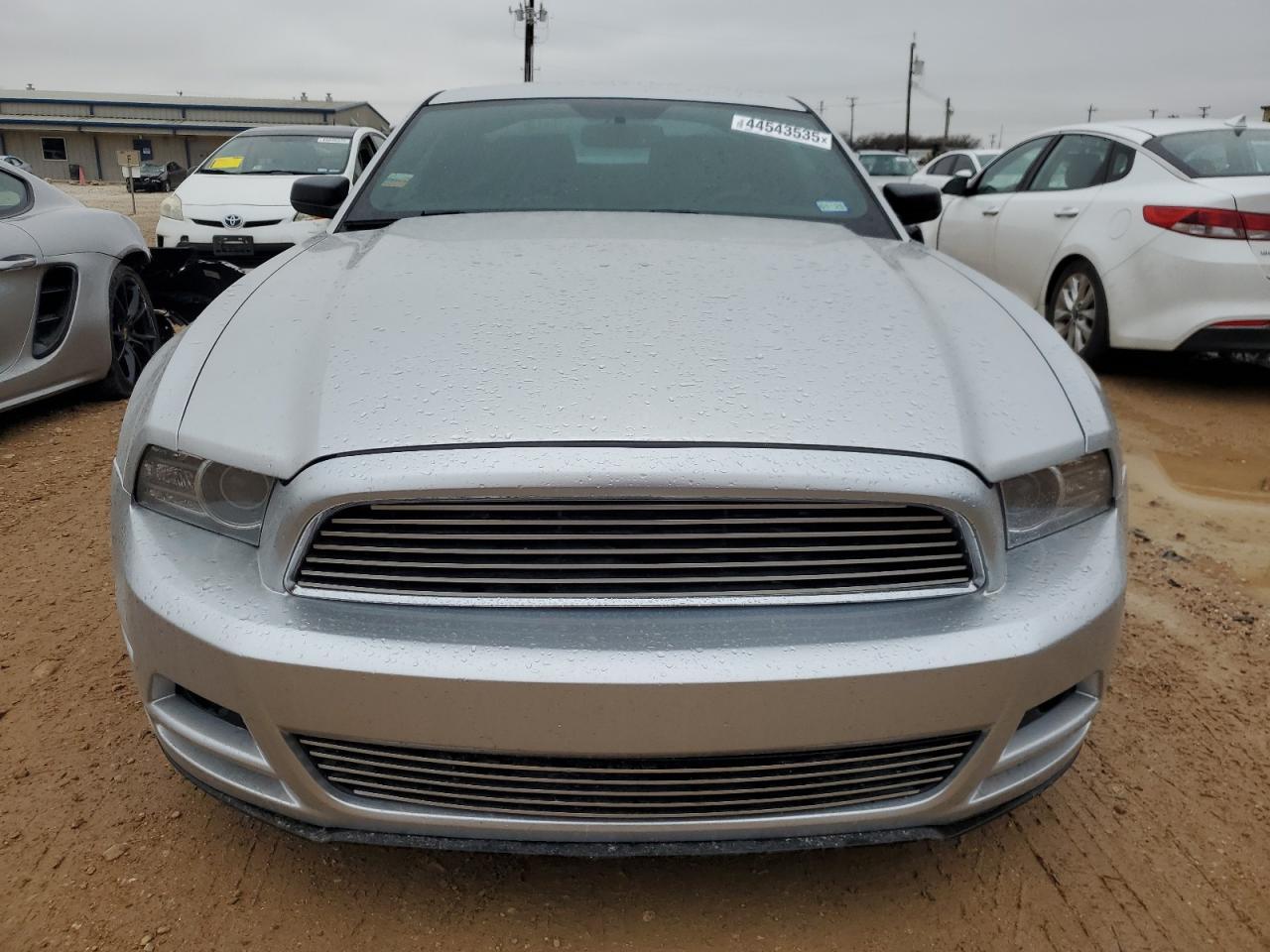 2014 Ford Mustang - Image 5