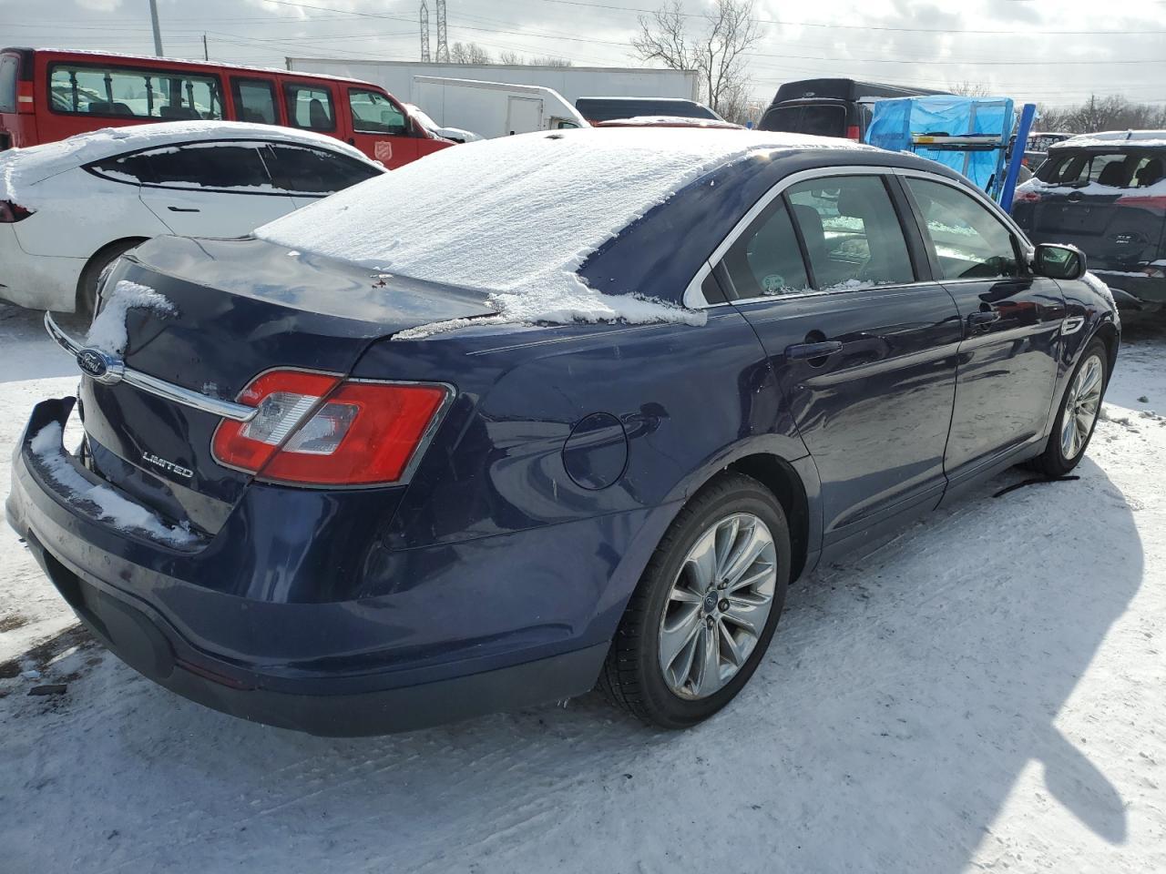 2011 Ford Taurus Limited - Image 3