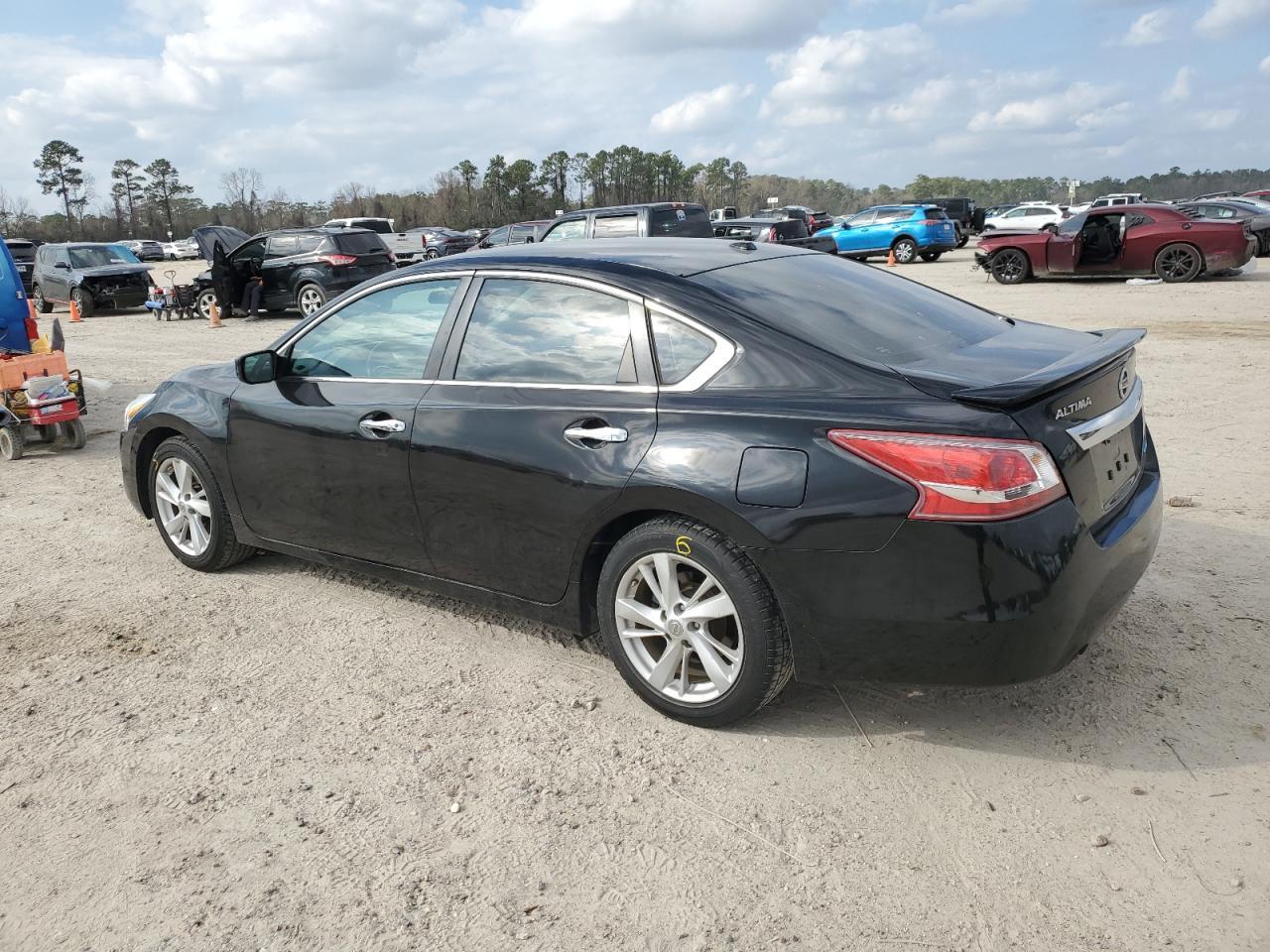 2013 Niss Altima 2.5 - Image 2