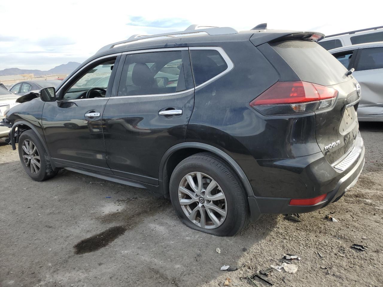 2018 Nissan Rogue S - Фото 2