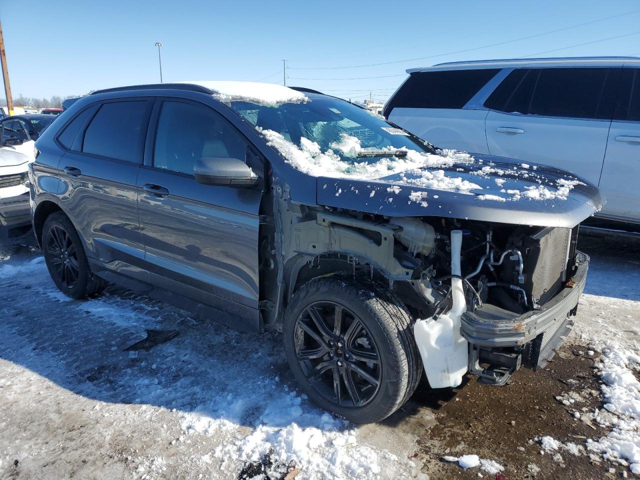 2022 Ford Edge Sel - Image 4