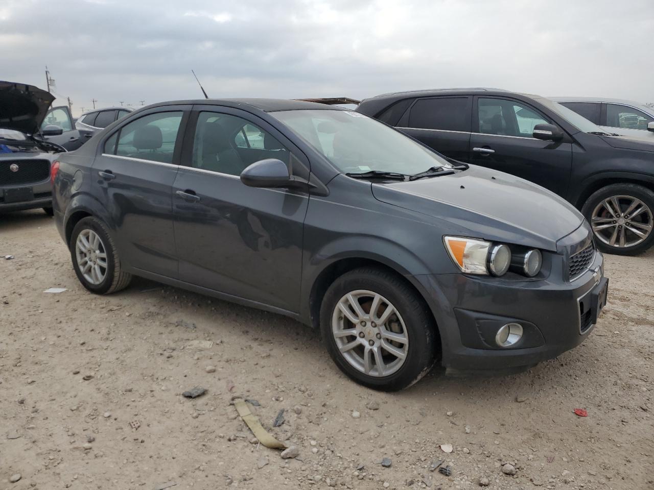 2012 Chevrolet Sonic - Фото 4