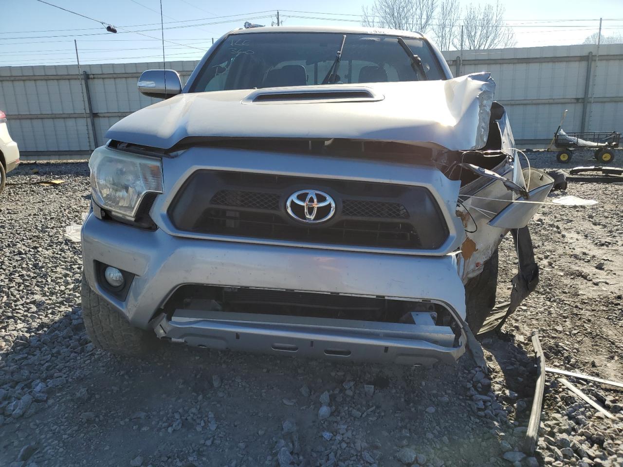 2014 Toyota Tacoma Double Cab Prerunner - Image 5