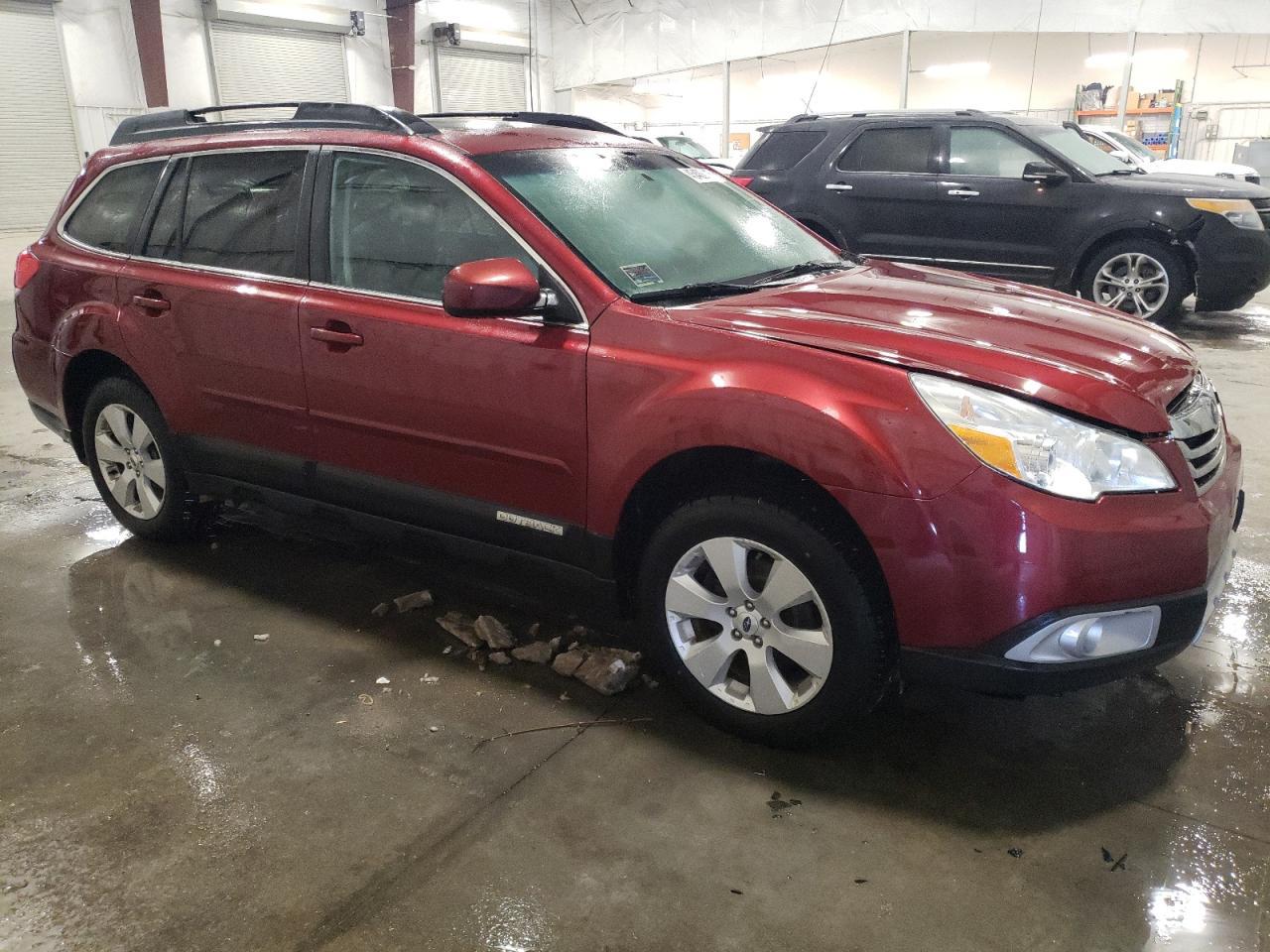 2012 Subaru Outback 2.5I Limited - Image 4