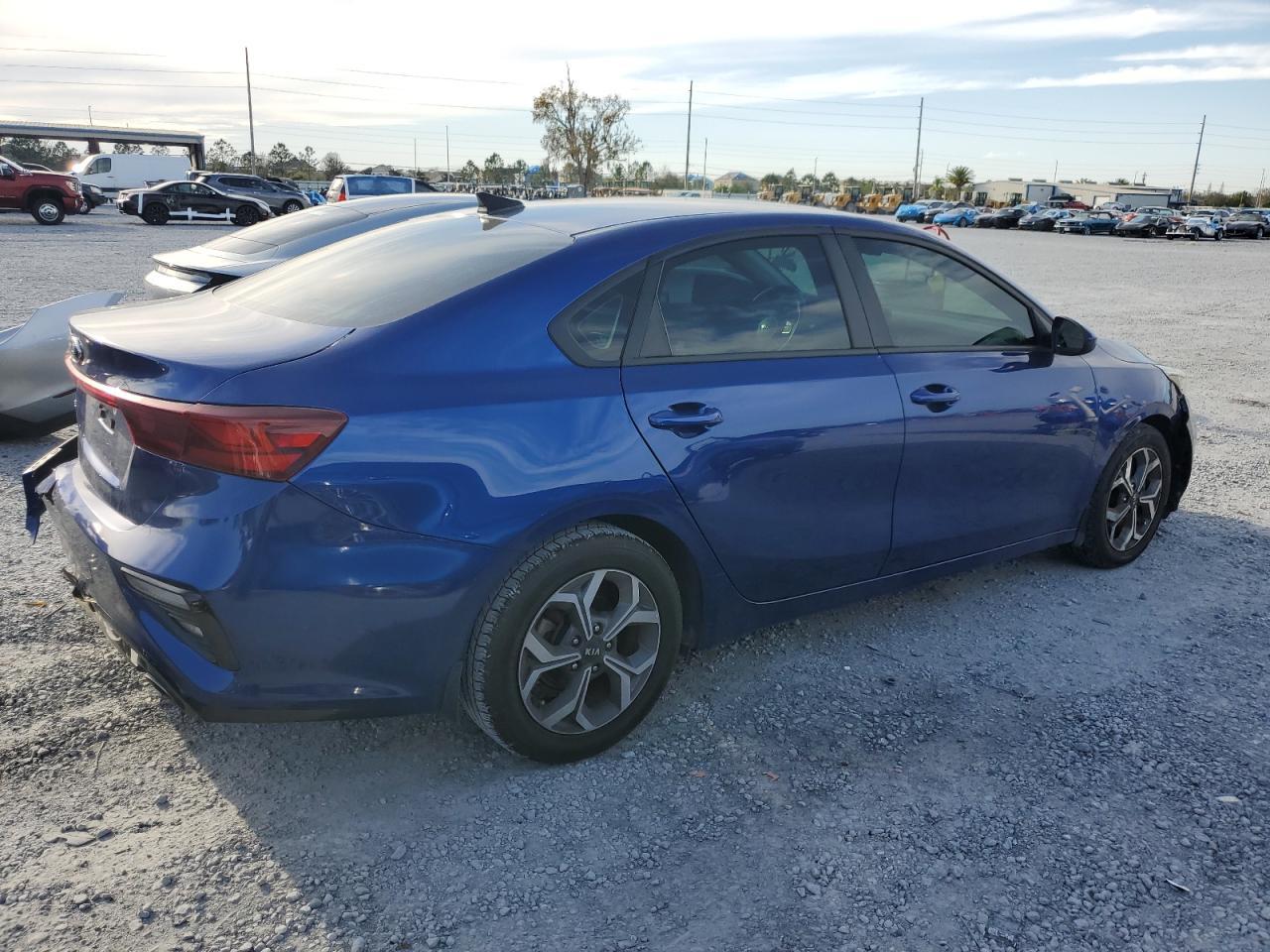 2020 Kia Forte Fe - Image 3