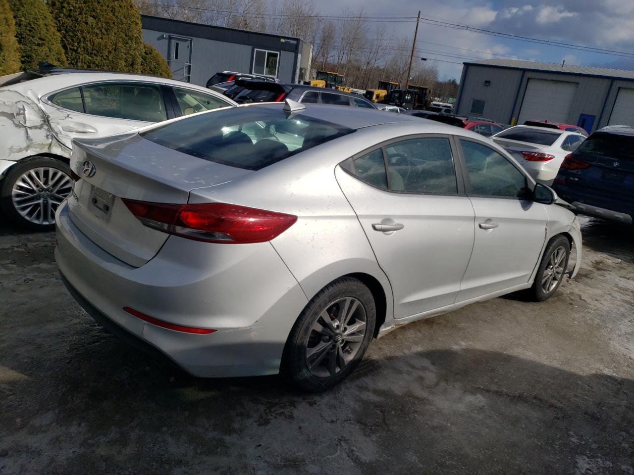 2018 Hyundai Elantra Sel - Image 3