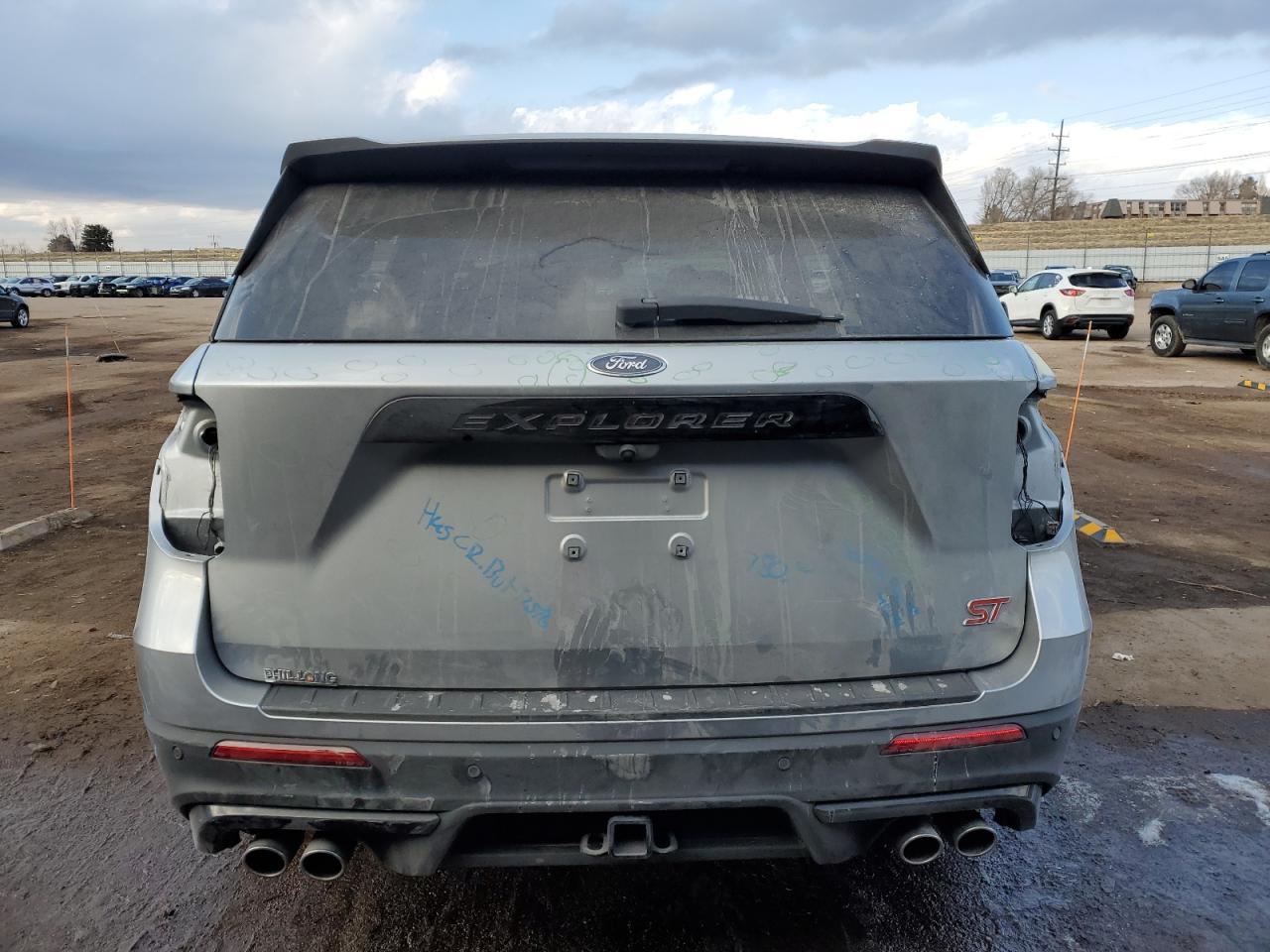 2023 Ford Explorer St - Image 6