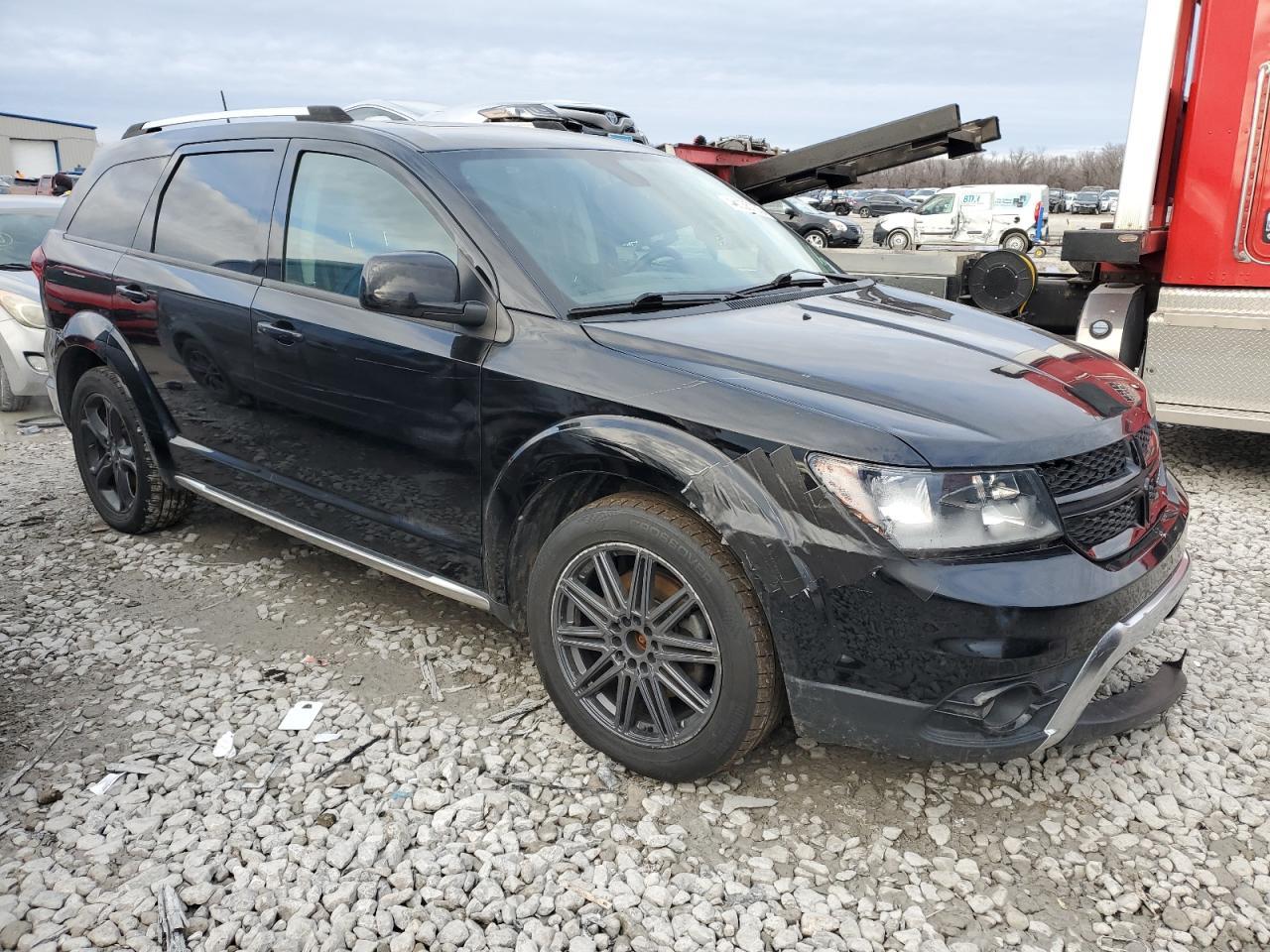 2020 Dodge Journey Crossroad - Image 4