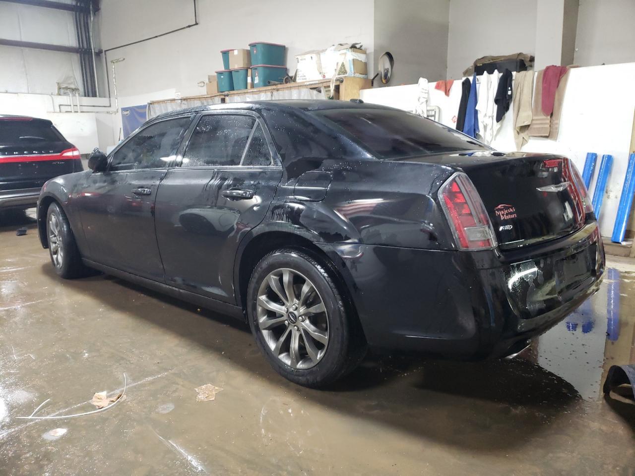 2014 Chrysler 300 S - Фото 2