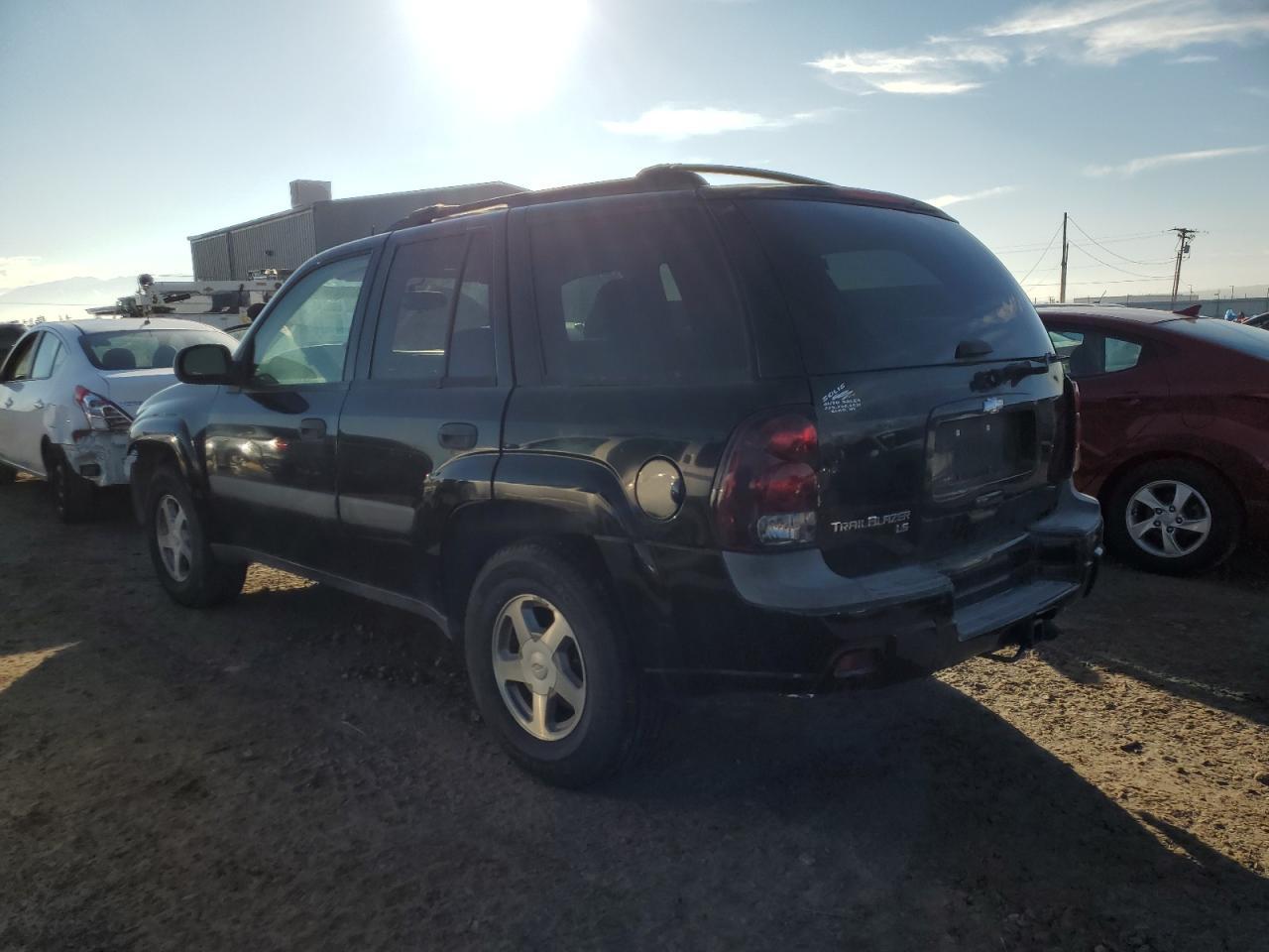2005 Chevrolet Trailblazer Ls - Image 2