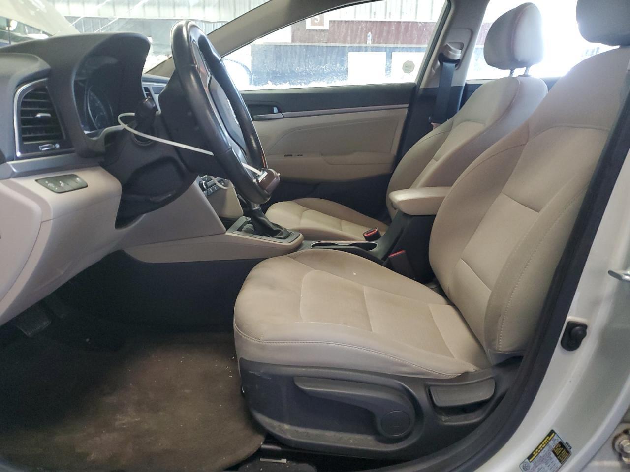 2017 Hyundai Elantra Se - Фото 7