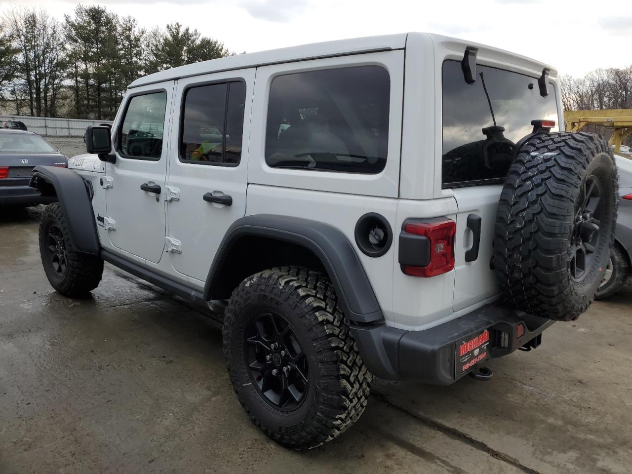 2025 Jeep Wrangler Sport - Фото 2