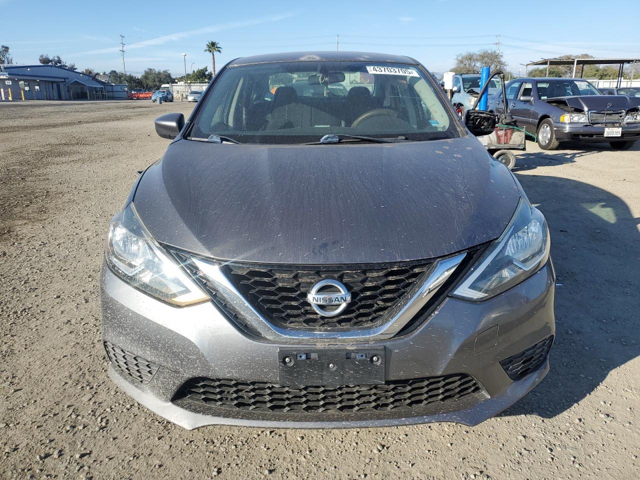 2016 Nissan Sentra S - Image 5