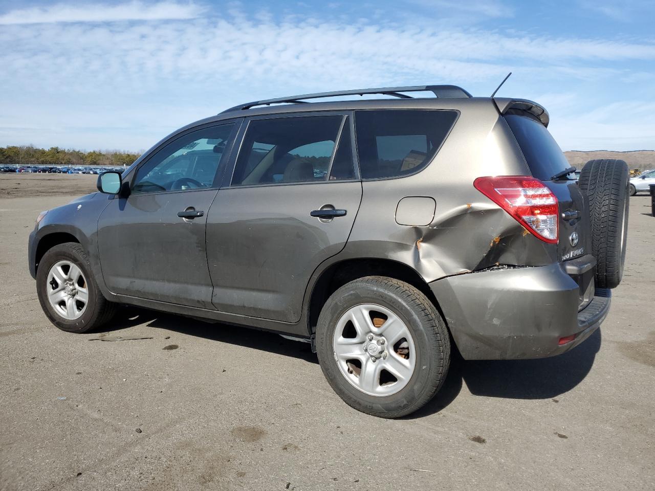 2010 Toyota Rav4 - Image 2