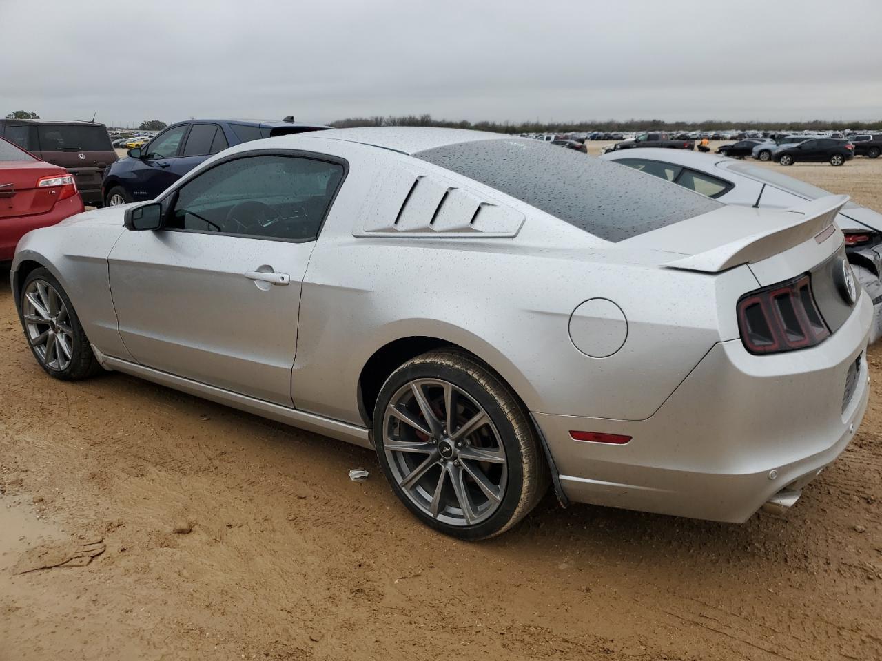 2014 Ford Mustang - Image 2