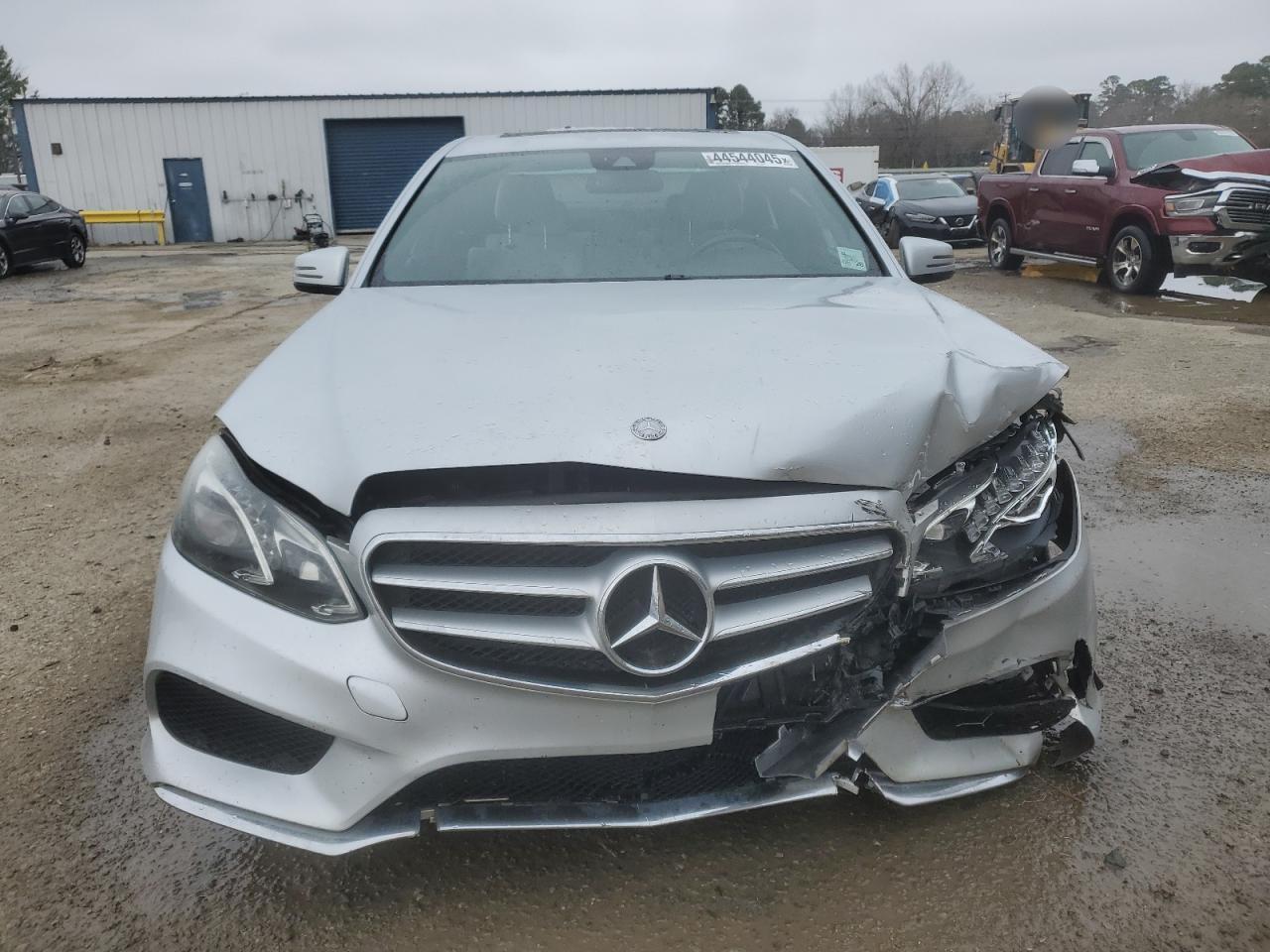 2016 Mercedes-Benz E 350 - Фото 5
