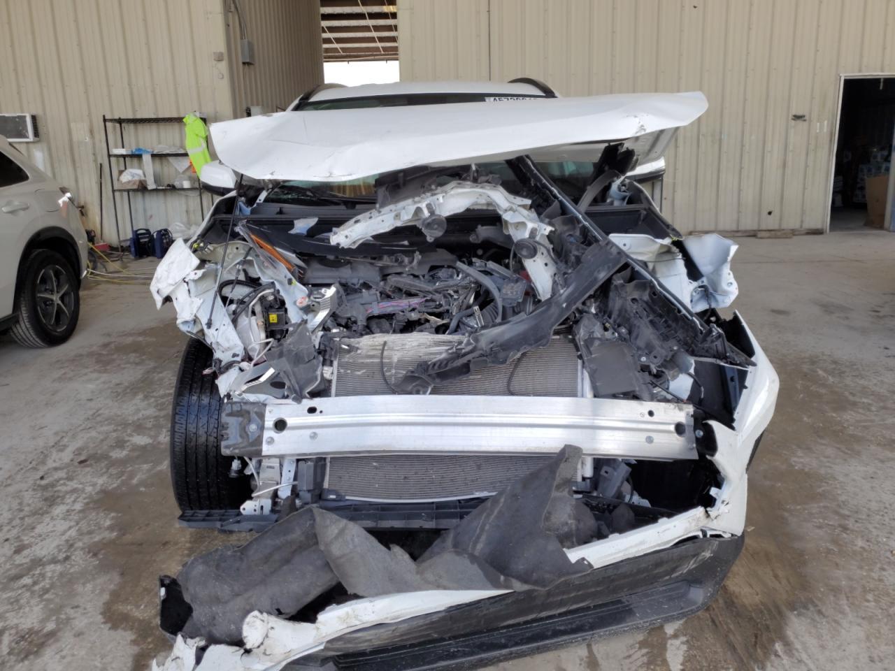 2024 Toyota Rav4 Xle - Фото 5