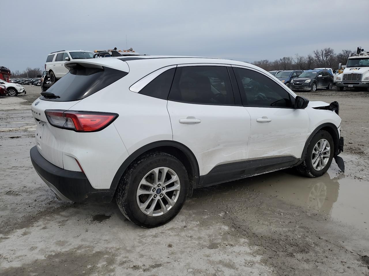 2022 Ford Escape Se - Фото 3