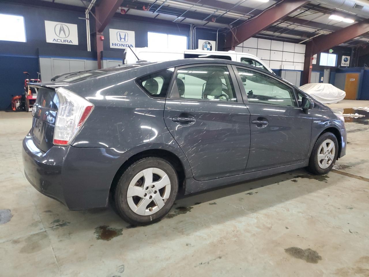 2010 Toyota Prius - Фото 3