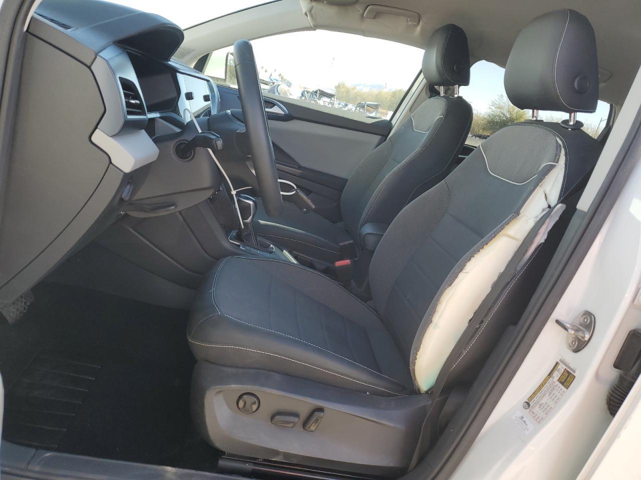2023 Volkswagen Taos Se - Фото 7