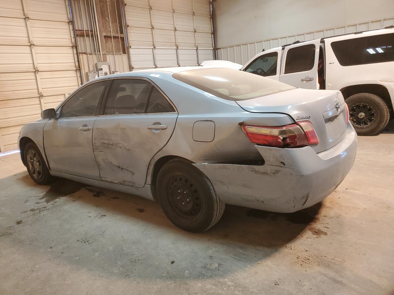 2009 Toyota Camry - Фото 2