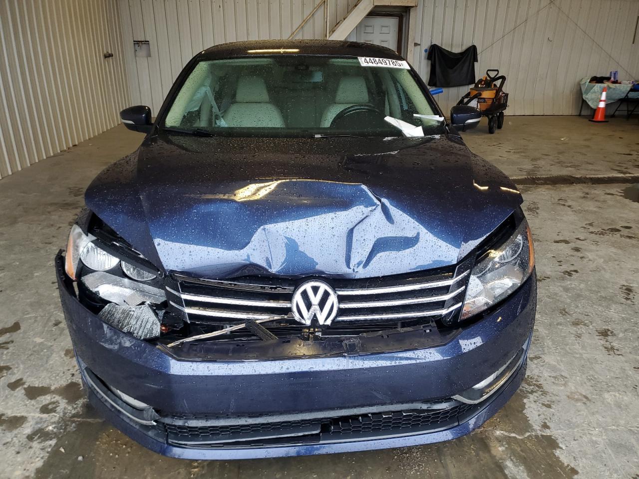 2015 Volkswagen Passat S - Фото 5