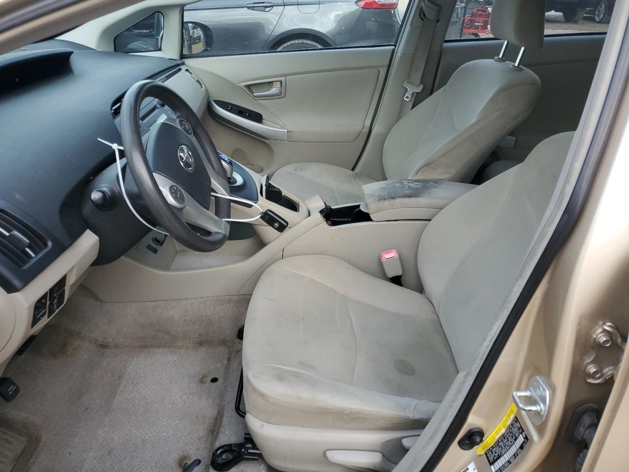 2010 Toyota Prius - Image 7