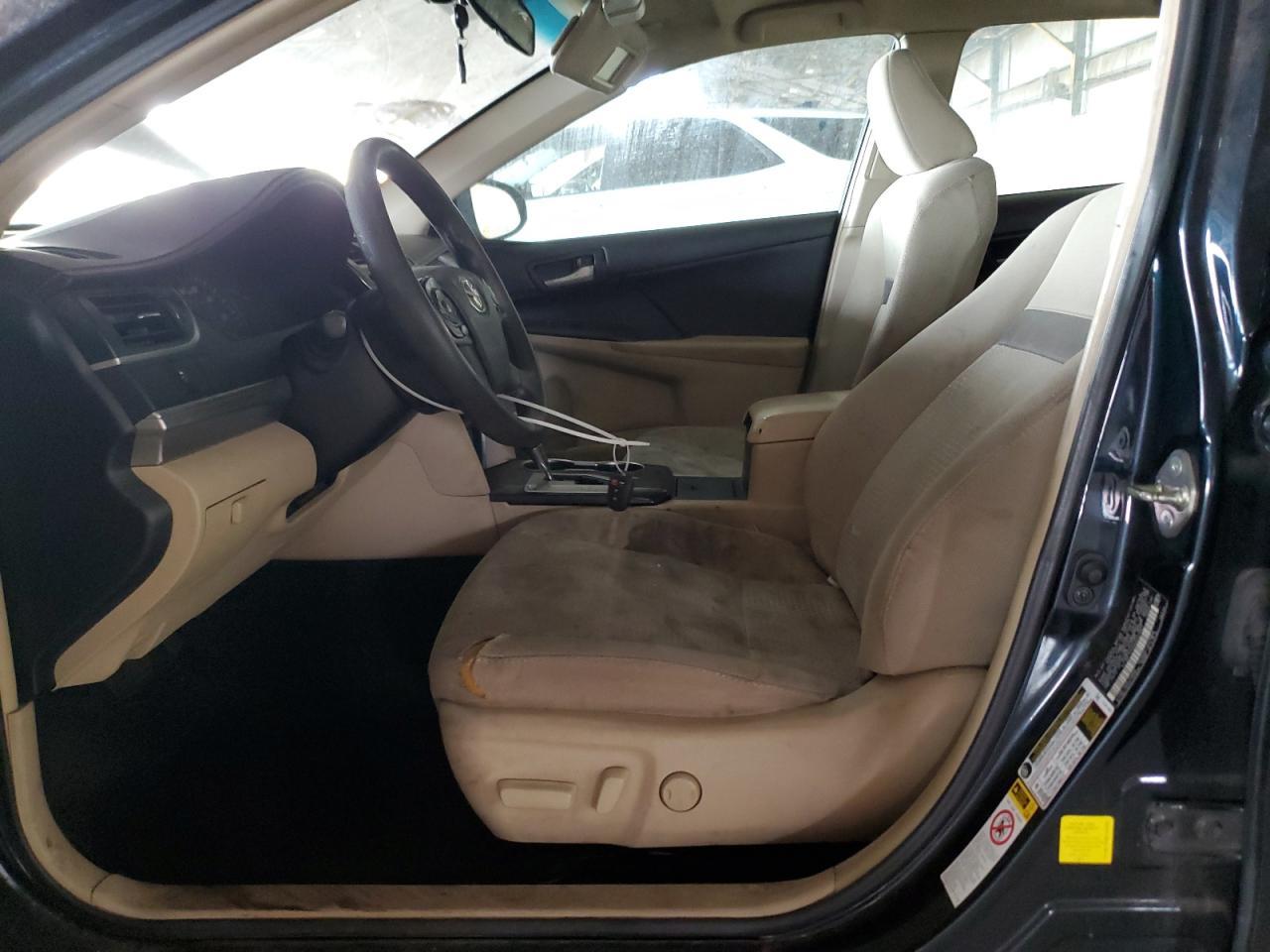 2014 Toyota Camry L - Фото 7