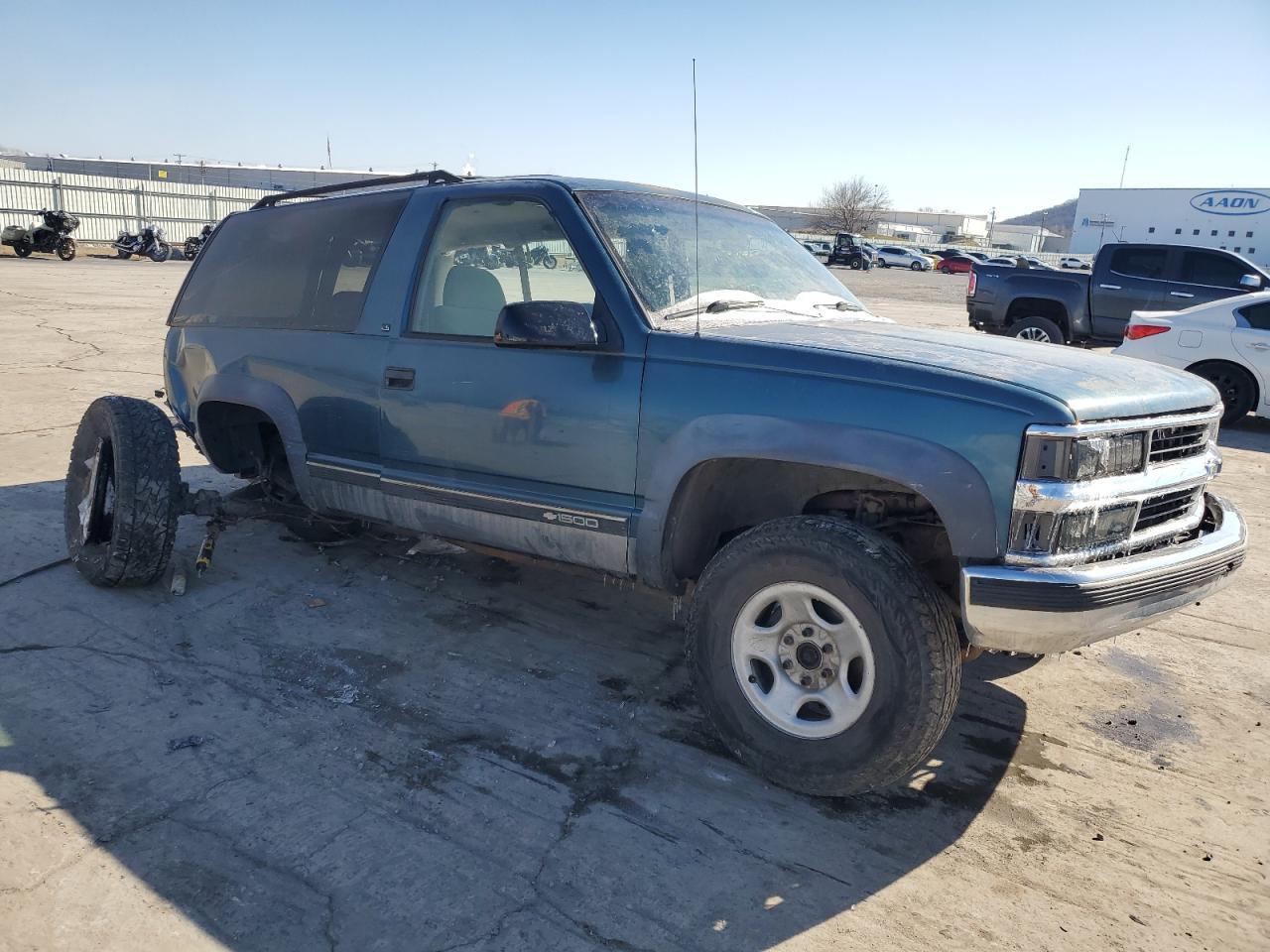 1995 Chevrolet Tahoe K1500 - Фото 4