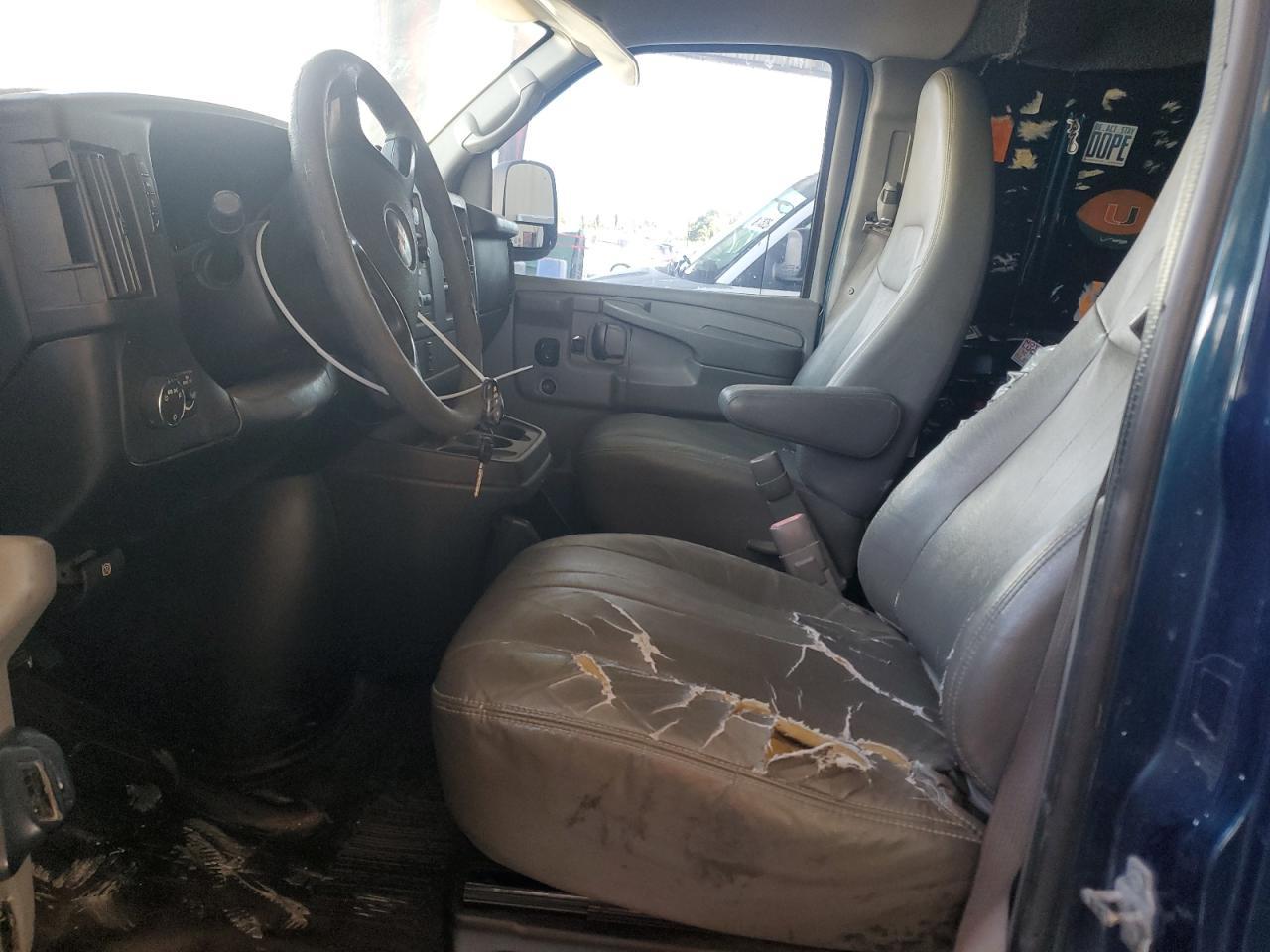 2012 Chevrolet Express G2500 - Image 7