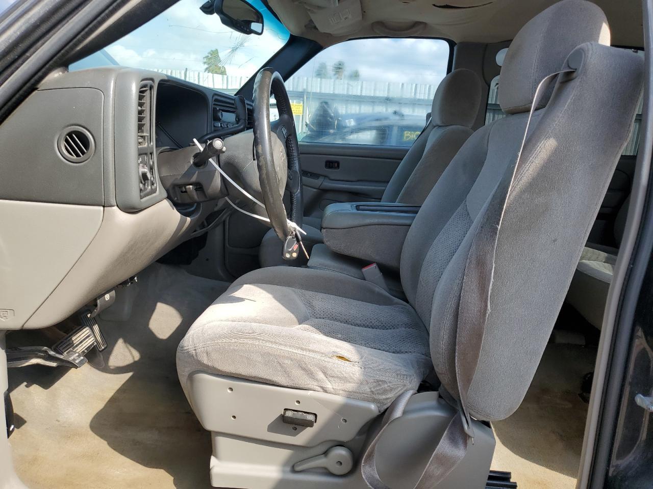2005 Chevrolet Avalanche C1500 - Image 7