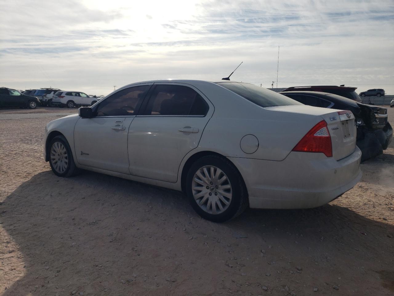 2012 Ford Fusion Hybrid - Image 2