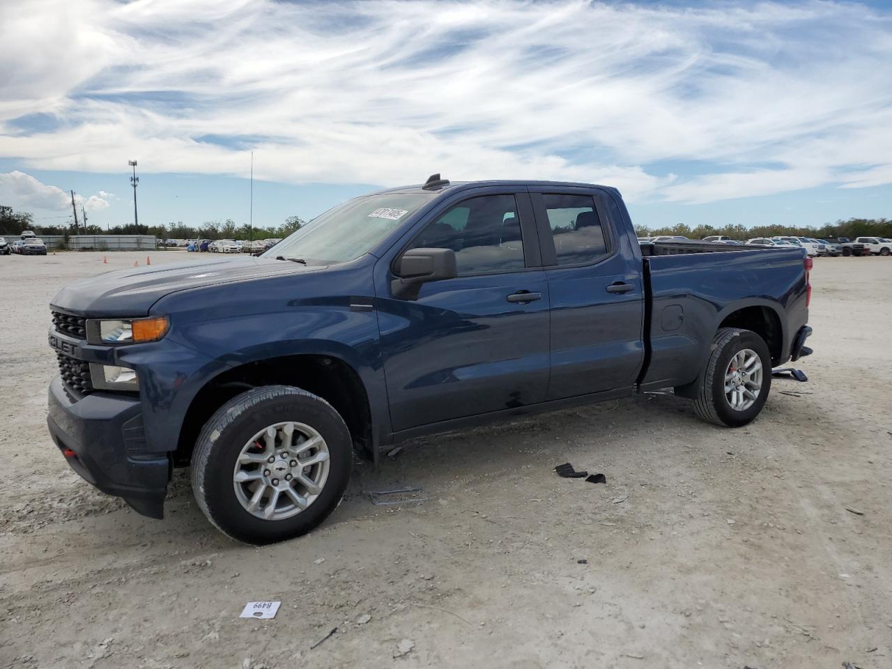 2020 Chevrolet Silverado C1500 Custom