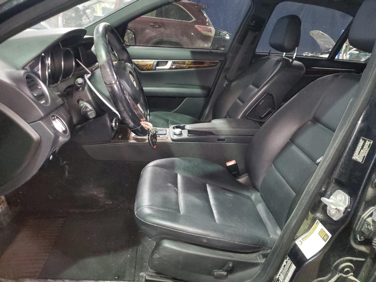2012 Mercedes-Benz C 300 4Matic - Фото 7