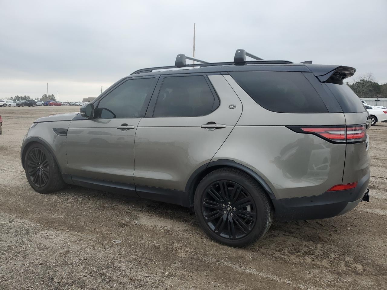 2020 Land Rover Discovery Hse - Фото 2