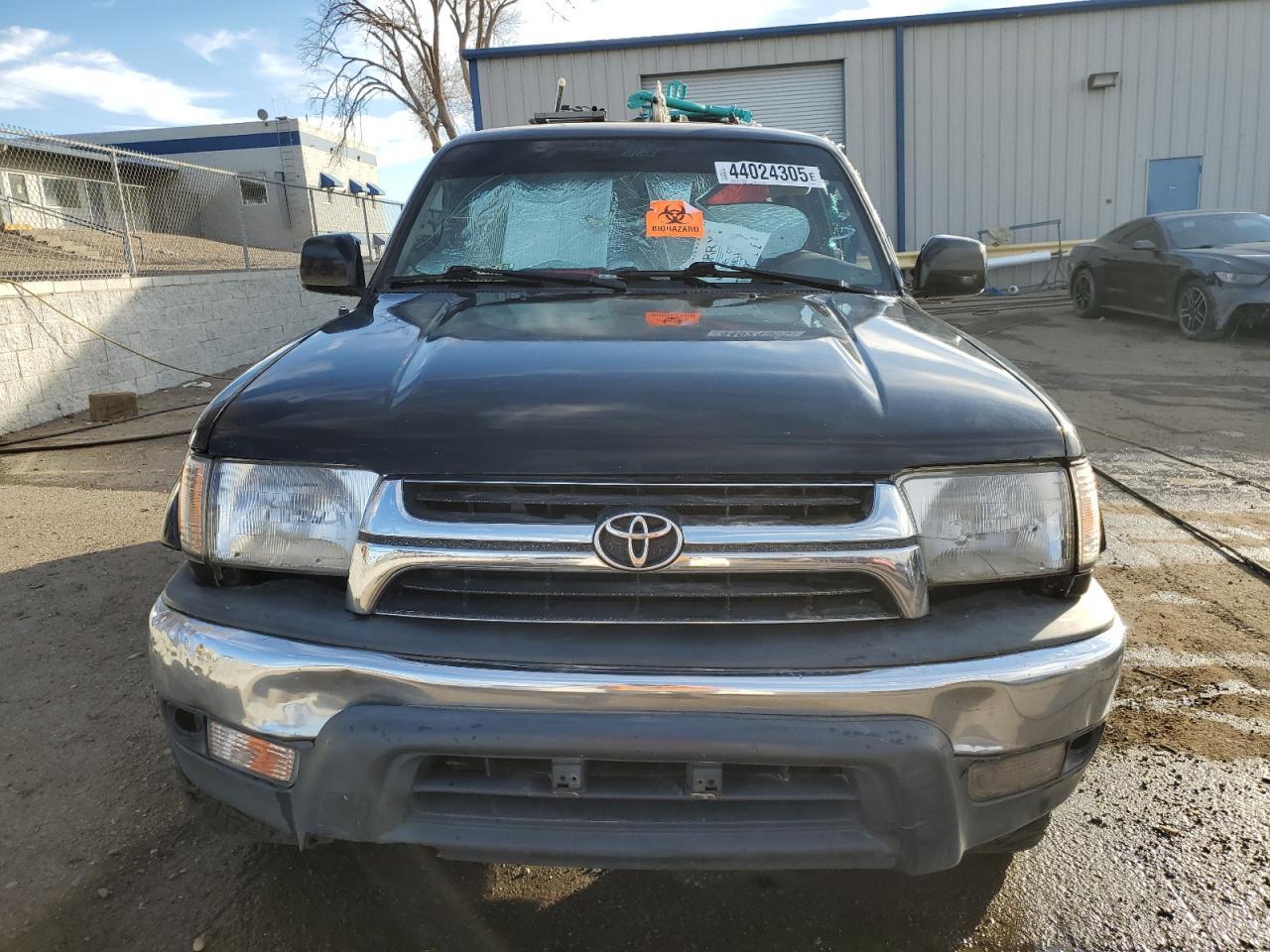2002 Toyota 4Runner Sr5 - Image 5