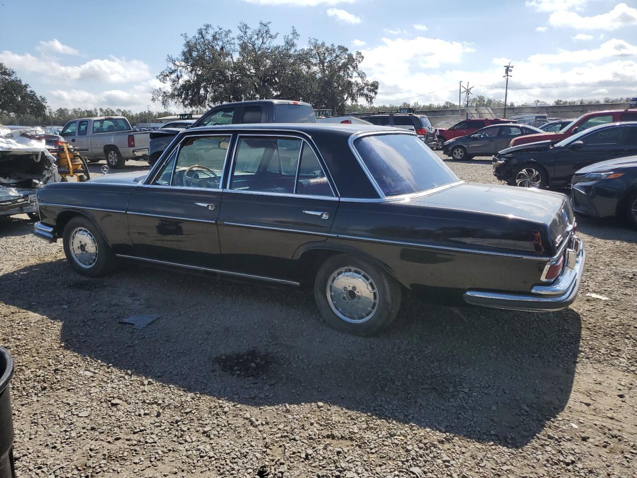 1966 Mercedes-Benz 250Se - Image 2