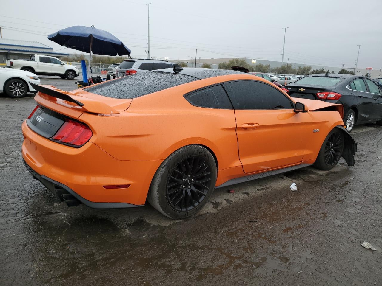 2021 Ford Mustang Gt - Фото 3