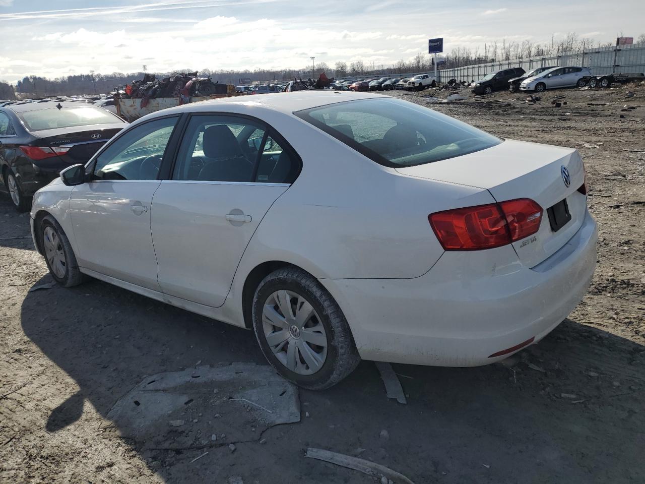 2013 Volkswagen Jetta Se - Image 2