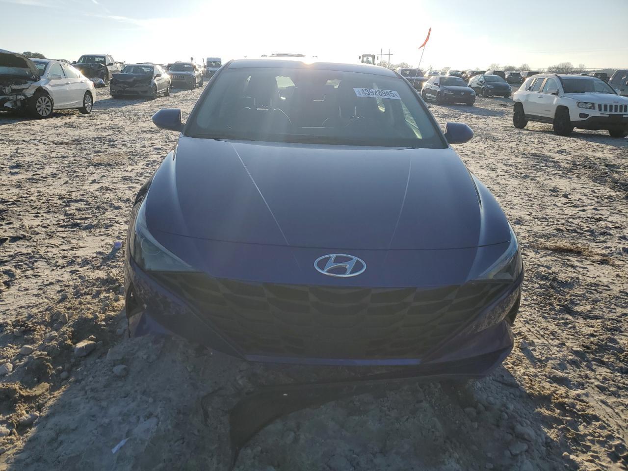 2021 Hyundai Elantra Sel - Image 5