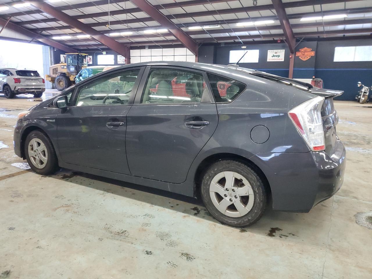 2010 Toyota Prius - Фото 2