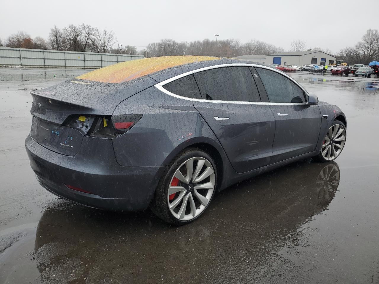 2018 Tesla Model 3 - Фото 3