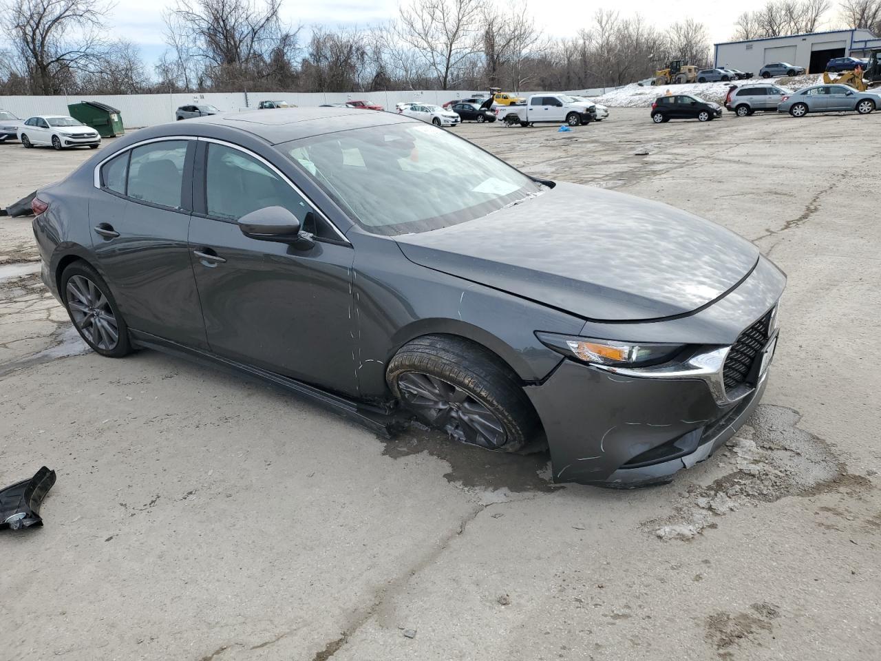 2024 Mazda 3 Preferred - Фото 4