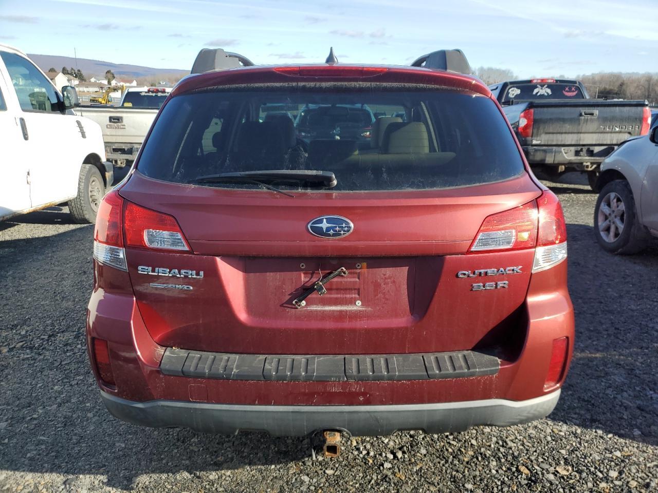 2011 Subaru Outback 3.6R Limited - Фото 6