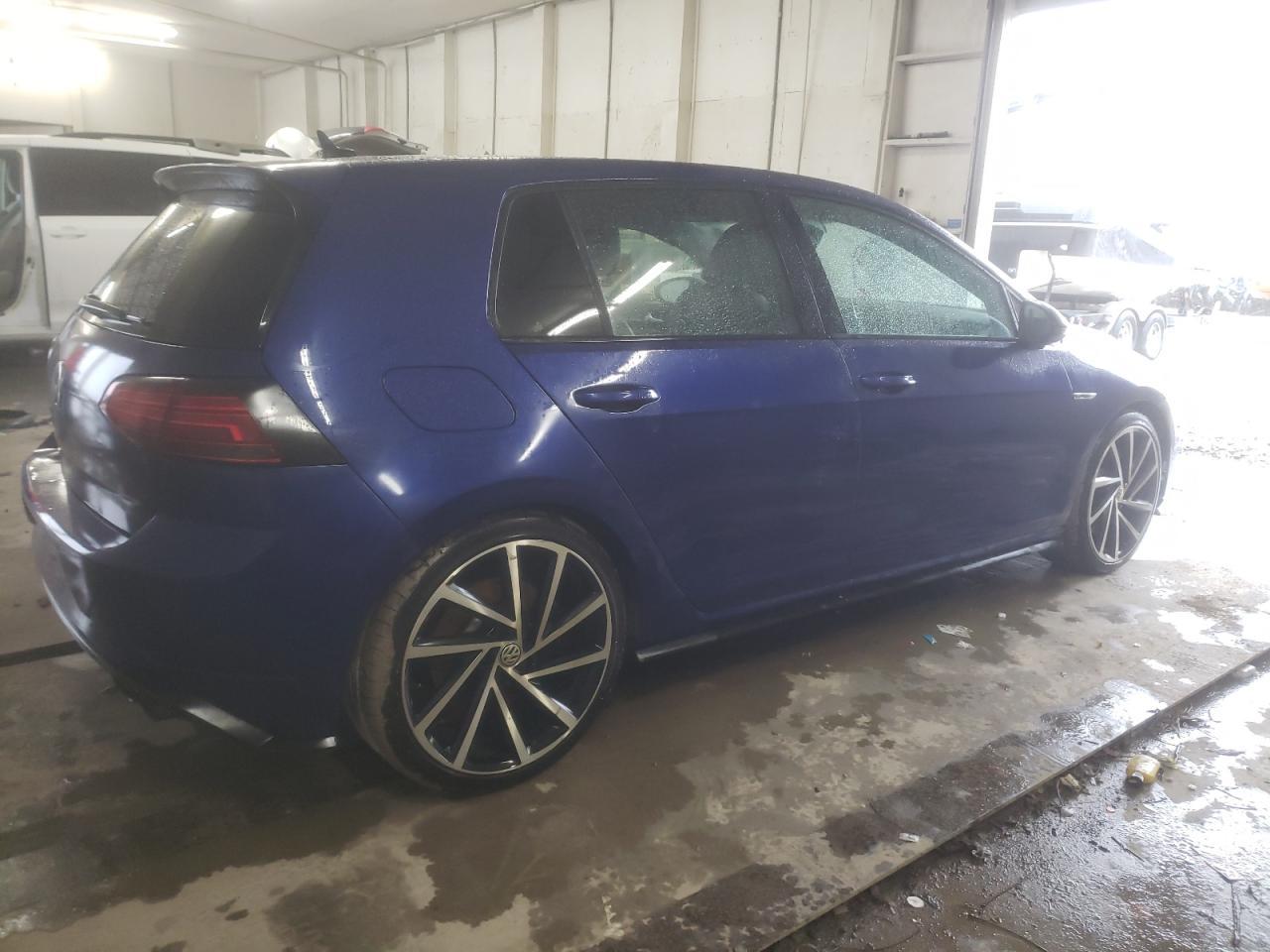 2018 Volkswagen Golf R - Фото 3
