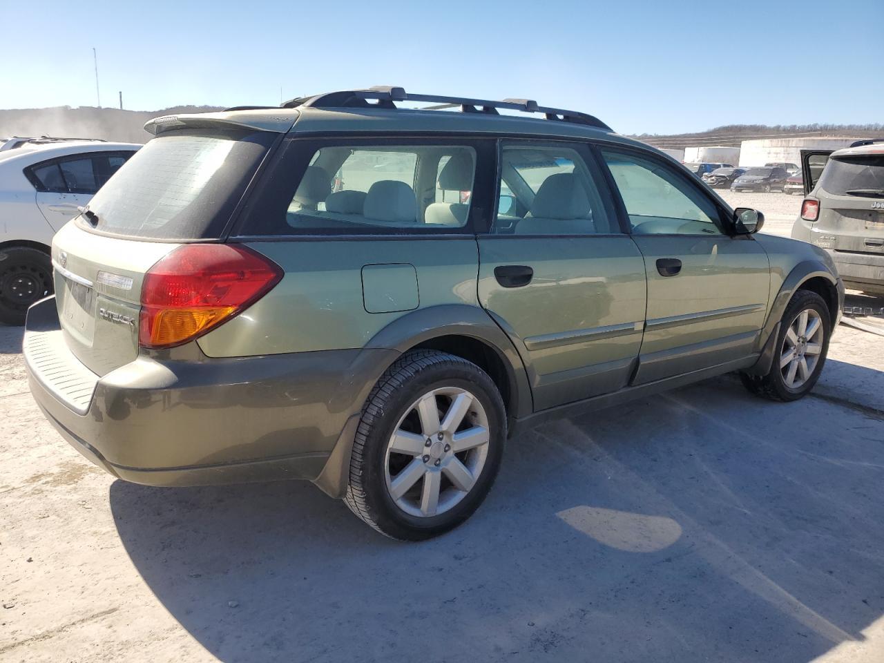 2006 Subaru Legacy Outback 2.5I - Фото 3